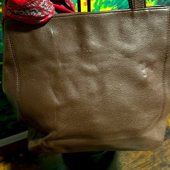 Vintage Chanel Caviar Leather Tote Bag Gold-Tone CC Turn-Lock - Picture 6 of 9